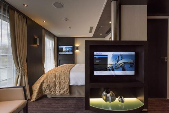 Avalon Waterways, Avalon Imagery II Royal Suite 0.jpg